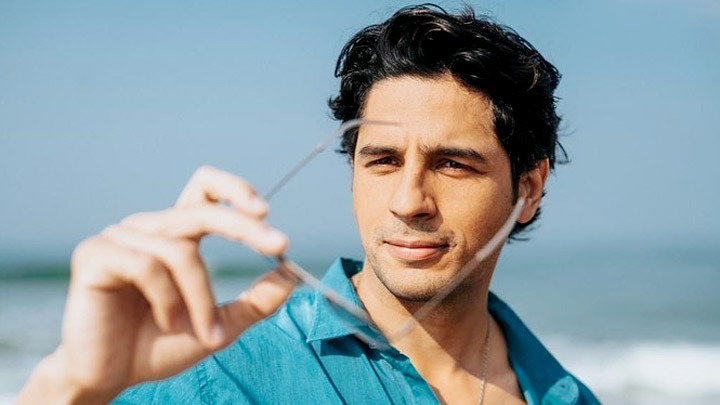 Sidharth Malhotra: “Being a SOLDIER was Vikram Batra’s only DHARM, he was waiting ke…”| Shershaah Sidharth Malhotra Being a SOLDIER was Vikram Batra's only DHARM, he was waiting ke... Shershaah