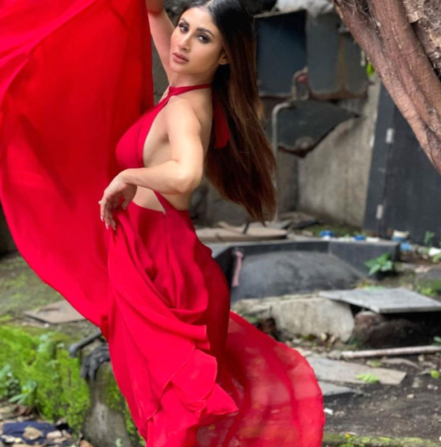 Mouni Roy looks ravishing in a fiery backless red dress