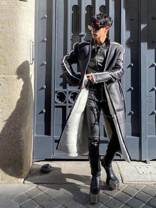 GOT7's Mark Tuan drips of luxury as he dons Rick Owens for Paris Fashion Week that costs about Rs. 5 lakh