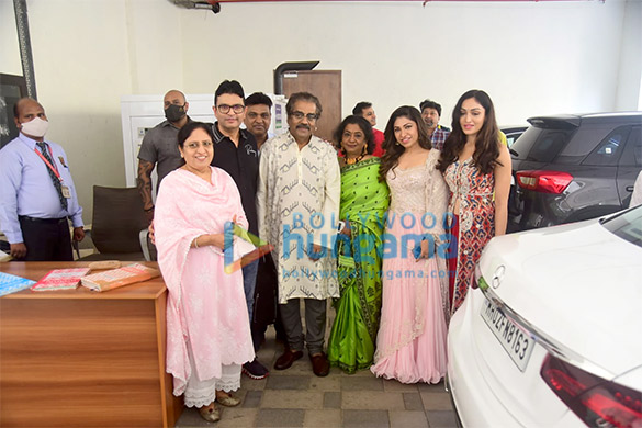Photos: Riteish Deshmukh & Fardeen Khan snapped at T-Series office