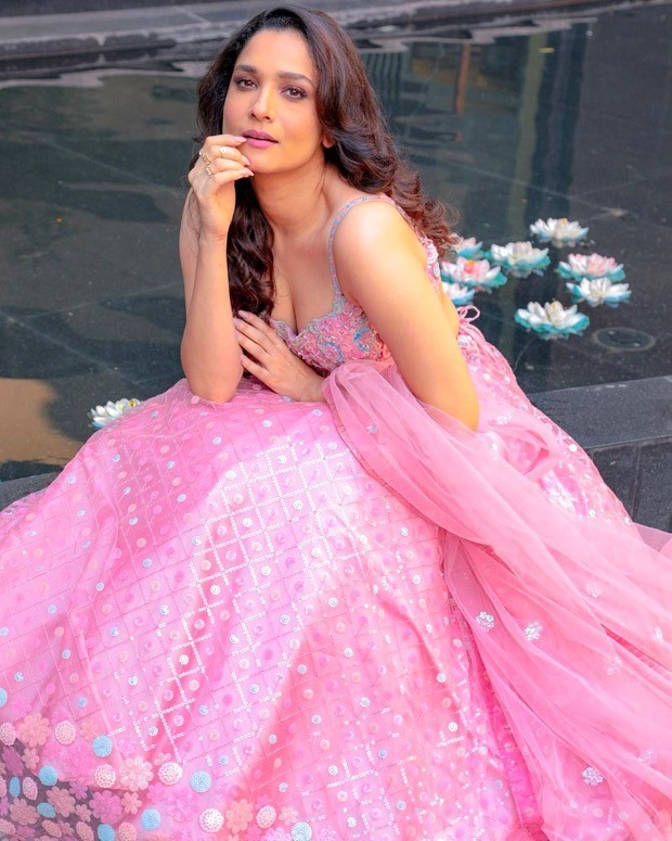 Ankita Lokhande gets into festive spirit in embellished pink lehenga