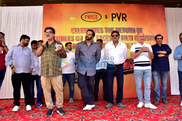 Photos: FWICE and PVR Cinema celebrate success of Rohit Shetty’s Sooryavanshi Photos: FWICE and PVR Cinema celebrate success of Rohit Shetty’s Sooryavanshi