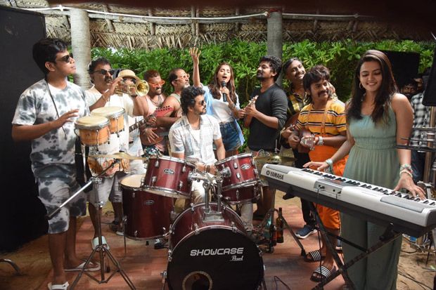 Vijay and Pooja Hegde unwind with music as Beast completes 100 days of shooting. See picture
