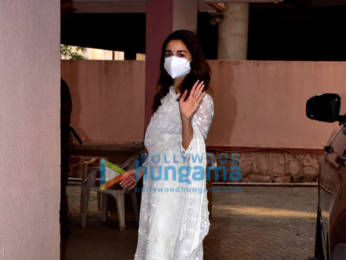 Photos: Alia Bhatt snapped at Sanjay Leela Bhansali's office in Juhu