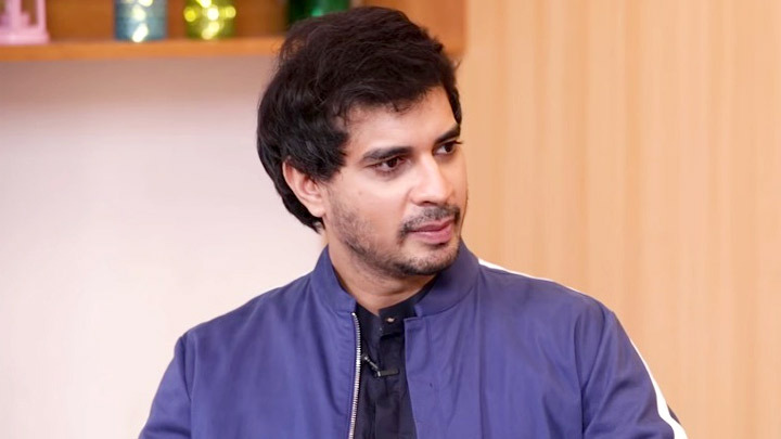 Tahir Raj Bhasin: “Ranveer Singh is unapologetically & unabashedly…” | Rapid Fire – Bollywood Hungama Tahir Raj Bhasin: “Ranveer Singh is unapologetically & unabashedly…” | Rapid Fire – Bollywood Hungama