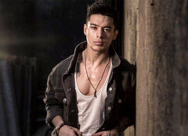 Exclusive: "It was a very special feeling," says Bigg Boss 15 runner-up Pratik Sehajpal on Gehraiyaan cast Deepika Padukone, Ananya Panday praising him : Bollywood News - Vimarsana News