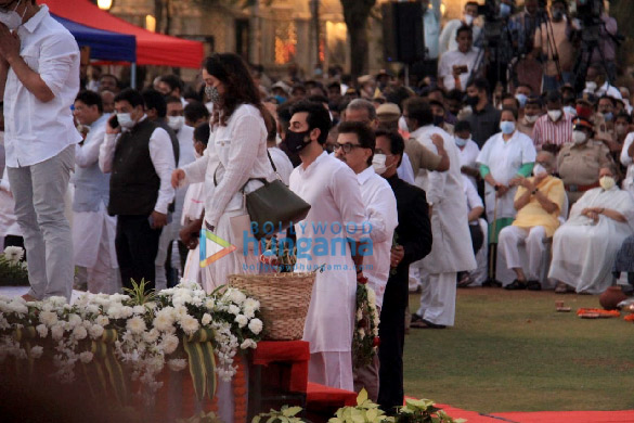 Photos Shah Rukh Khan Sachin Tendulkar Shraddha Kapoor And Other Celebs Attend Lata Mangeshkar S