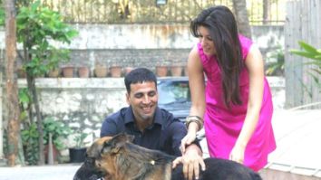 Akshay Kumar and Twinkle Khanna pen heartbreaking notes as their dog Cleo passes away – “Will miss you”