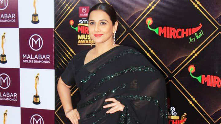 Spotted: Vidya Balan, Sonu Nigam, Jonita Gandhi, etc at red carpet of  Mirchi Music awards | Images - Bollywood Hungama