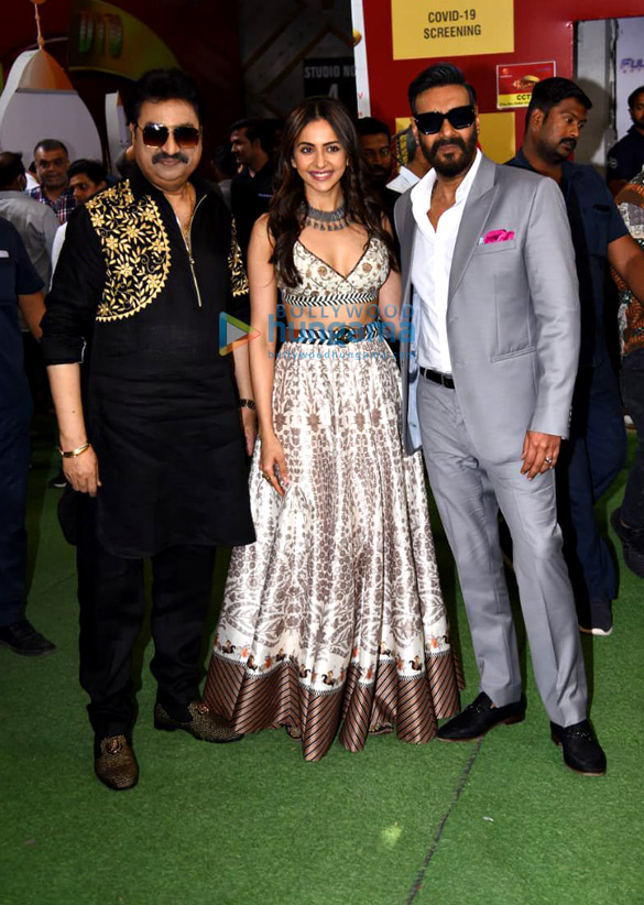 Photos: Ajay Devgn, Rakul Preet Singh, And Kumar Sanu Snapped Promoting ...