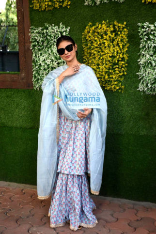 Photos: Mouni Roy snapped at Super Star Hall