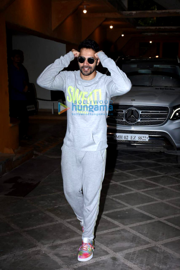 Photos: Varun Dhawan does the Jugjugg Jeeyo pose as he gets snapped in the city