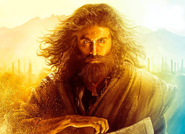 Ranbir Kapoor, Sanjay Dutt and Vaani Kapoor set to launch YRF’s Shamshera trailer in three cities with director Karan Malhotra!