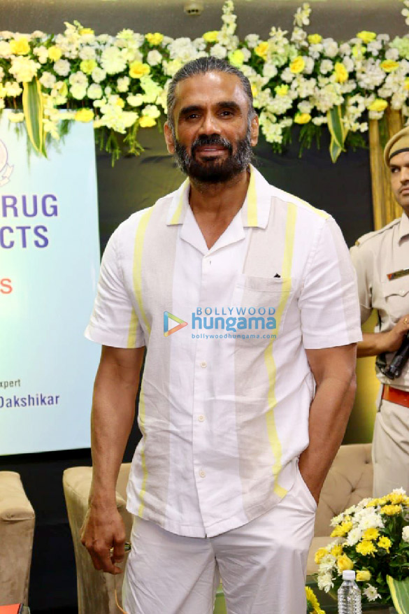 Photos Suniel Shetty attends ‘International Day Against Drug Abuse and Illicit Trafficking’ event in Andheri (3)