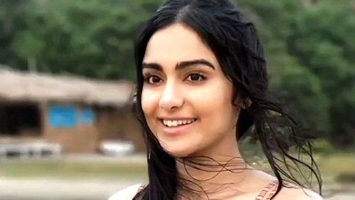 720px x 405px - Adah Sharma's hilarious make-up removal routine | Images - Bollywood Hungama