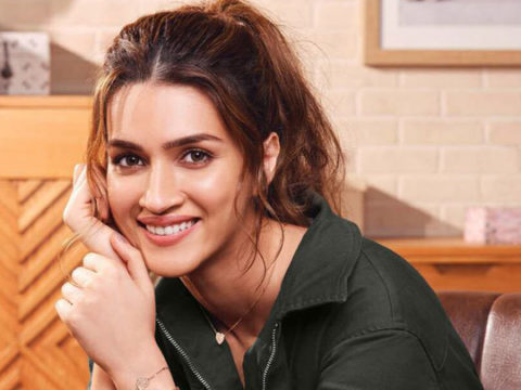 Kriti-Sanon-%E2%80%9CIf-you-can-use-humour-as-a-tool-to-divert-negativity-that%E2%80%99s-best%E2%80%9D-Happy-Birthday-480x360.jpg