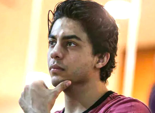 Aryan Khan resumes partying and drinking with friends; spotted at a nightclub