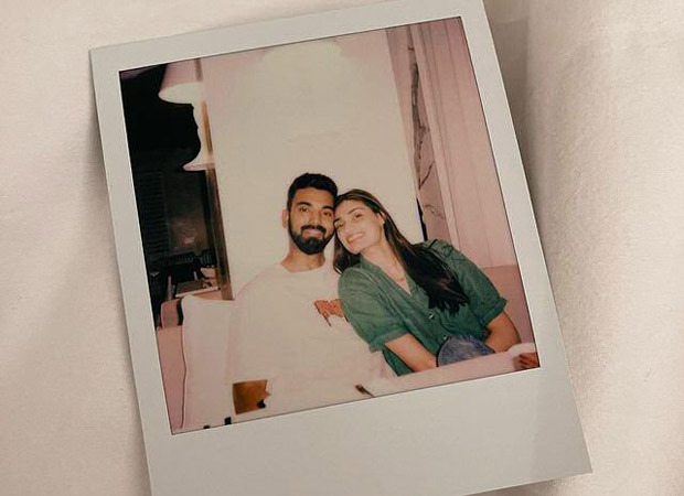 Athiya Shetty shares the cutest photo with cricketer KL Rahul and here’s how he showed his love for it! : Bollywood News