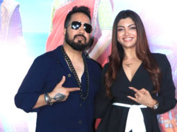 Mika Singh and Akanksha Puri spotted together at a movie theatre