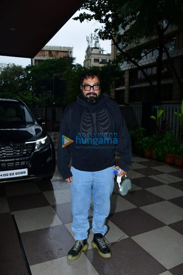 Photos Taapsee Pannu and Anurag Kashyap snapped during Do Baaraa (3)
