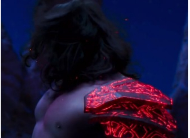 Karan Johar continues the countdown with a new promo of Brahmastra; fans left confused if it's Shah Rukh Khan or Ranveer Singh : Bollywood News - Vimarsana News
