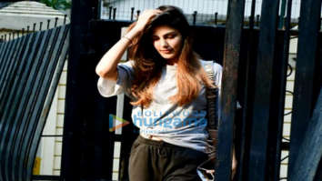Photos: Rhea Chakraborty spotted outside a salon in Khar