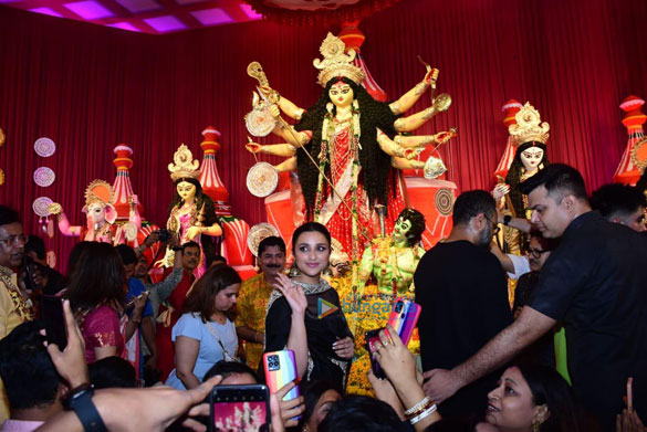 Photos: Parineeti Chopra snapped at a Durga pandal