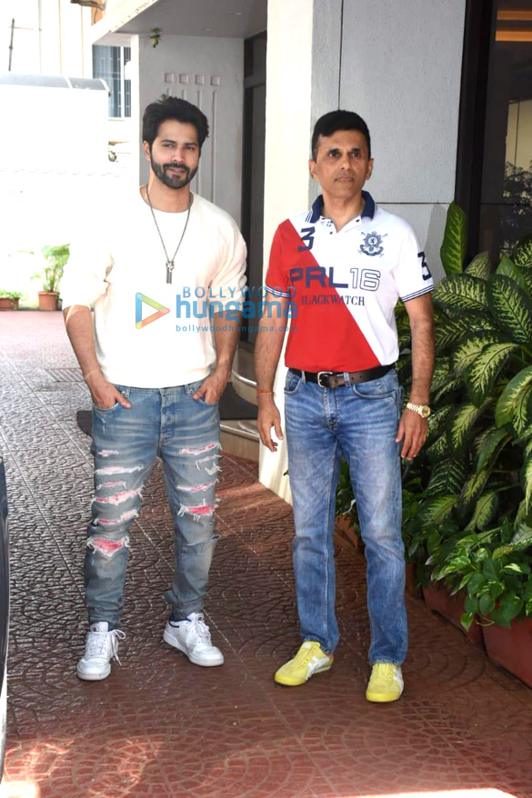 Photos: Varun Dhawan snapped at Anand Pandit’s office in Juhu