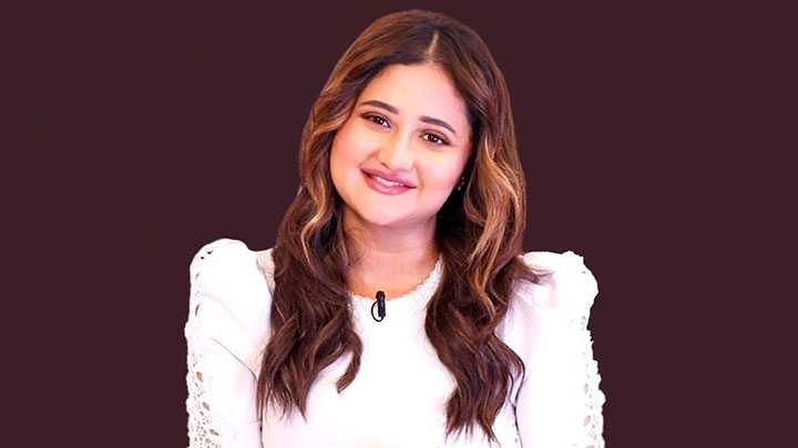 Rashami Desai: “I was one of the favourite actress from TV fraternity for Saroj ji” | Ratri ke Yatri Rashami Desai: “I was one of the favourite actress from TV fraternity for Saroj ji” | Ratri ke Yatri